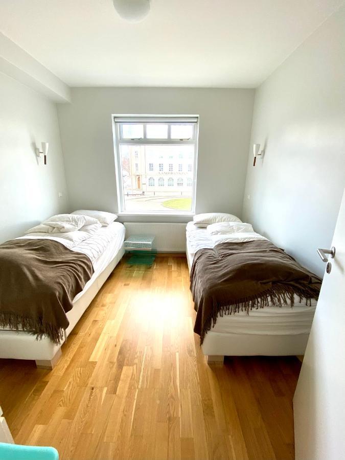 Day Dream Townhall Square Apartments Akureyri Extérieur photo